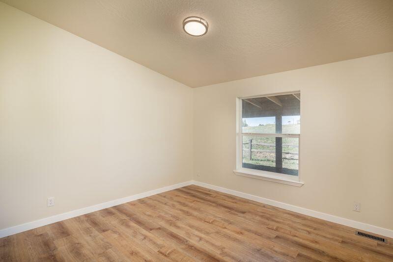 39678 Eagle Drive Property Photo 37