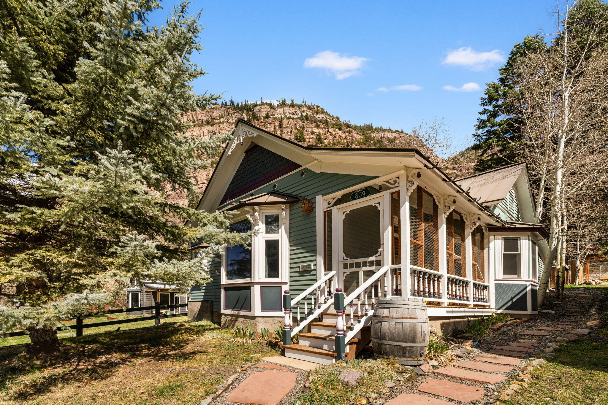 809 4th Street Property Photo 1
