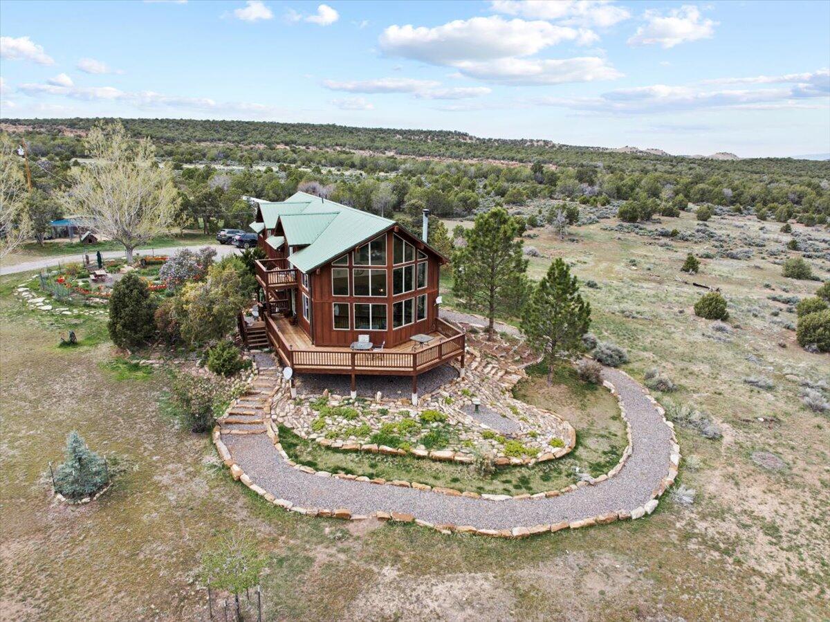 281 Stormy Trail Property Photo 3