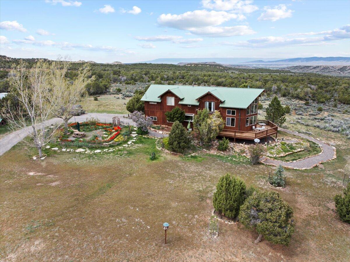 281 Stormy Trail Property Photo 4