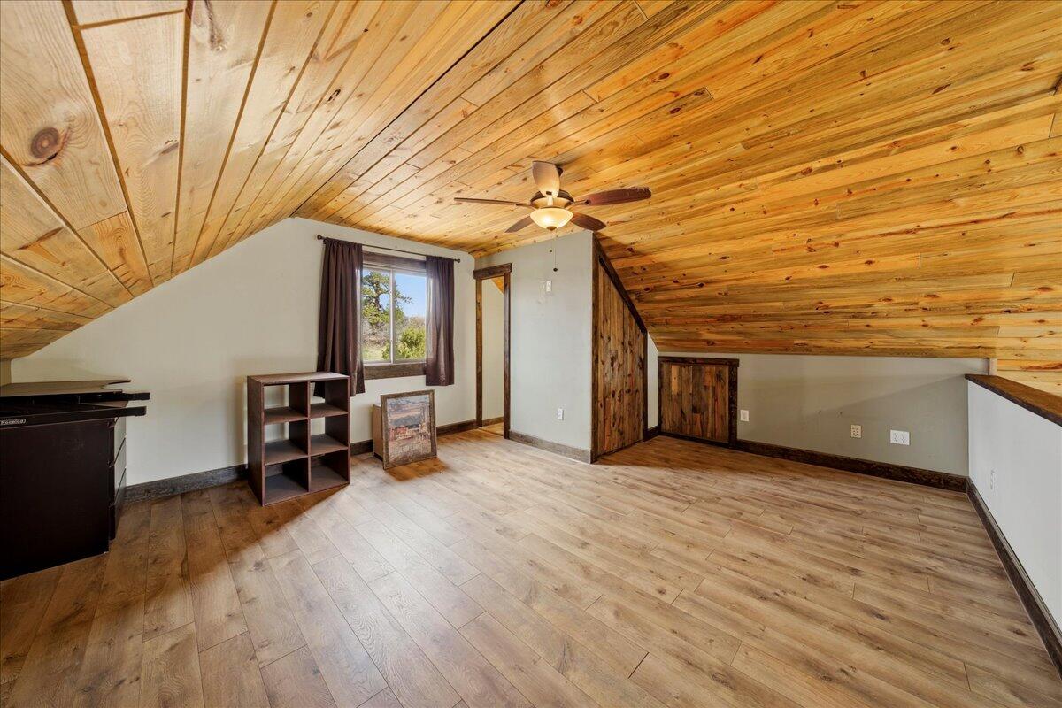 1685 Green Meadows Lane Property Photo 13