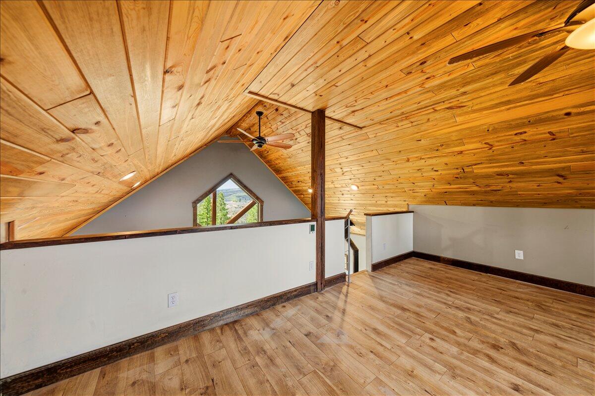 1685 Green Meadows Lane Property Photo 14