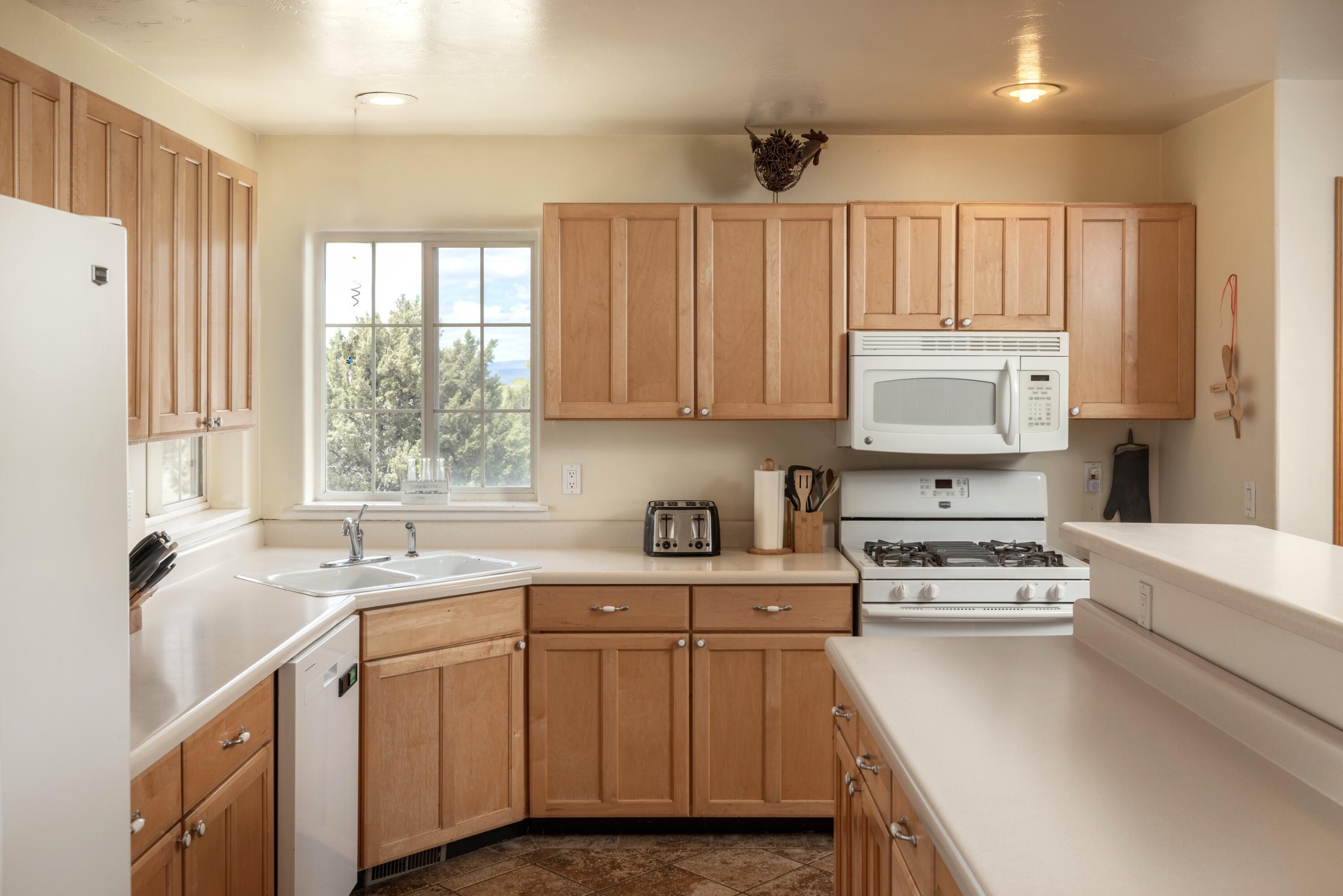 90 Spruce Drive Property Photo 11