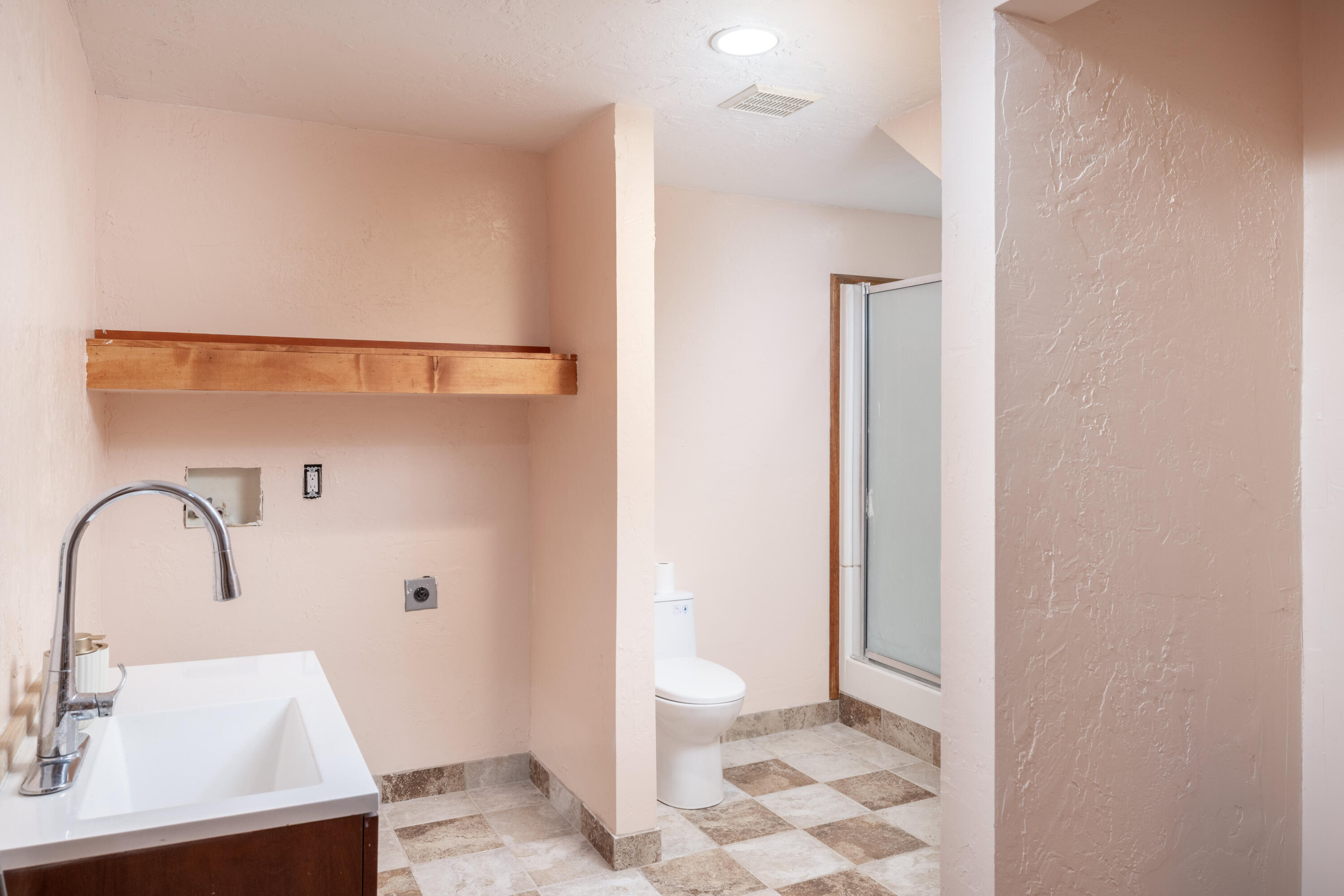 90 Spruce Drive Property Photo 28