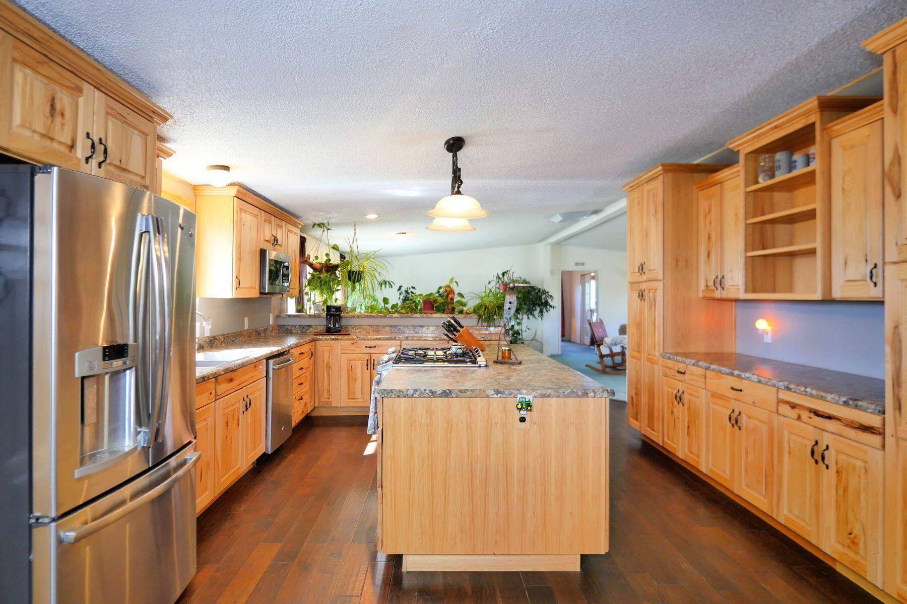 32096 Co-145 Property Photo 3