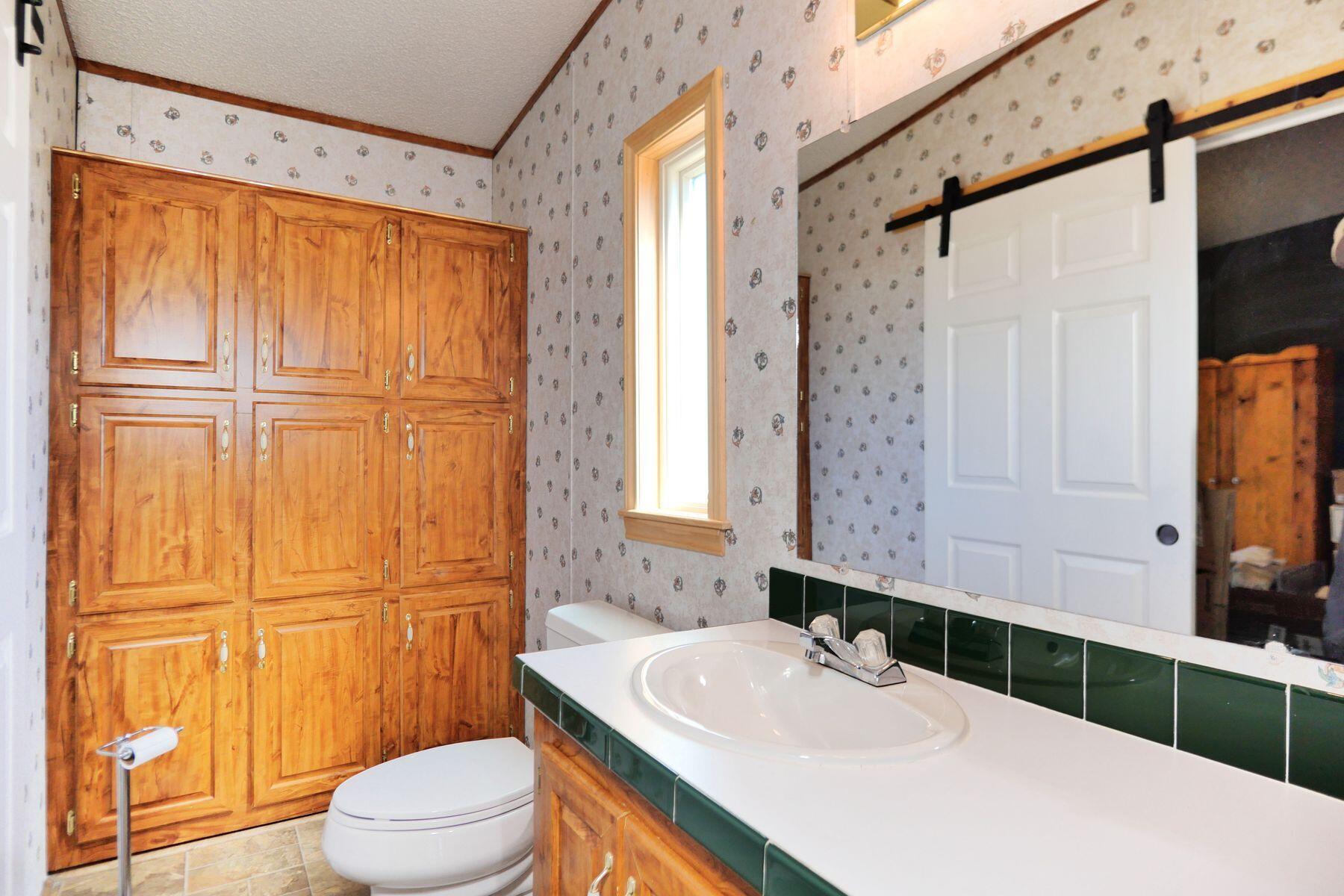 32096 Co-145 Property Photo 16