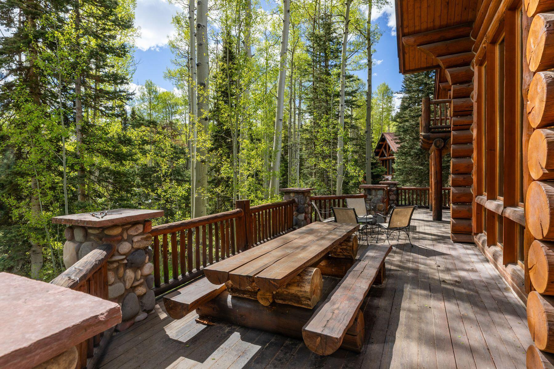 237 Benchmark Drive, H Property Photo 18