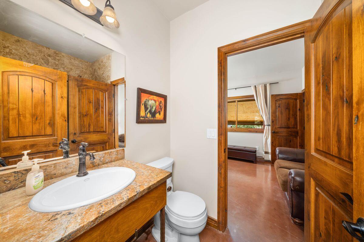 3543 Million Dollar Highway Property Photo 43