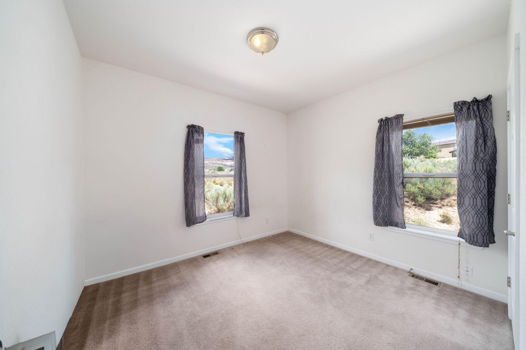 21501 600 Road, 21477 Property Photo 37