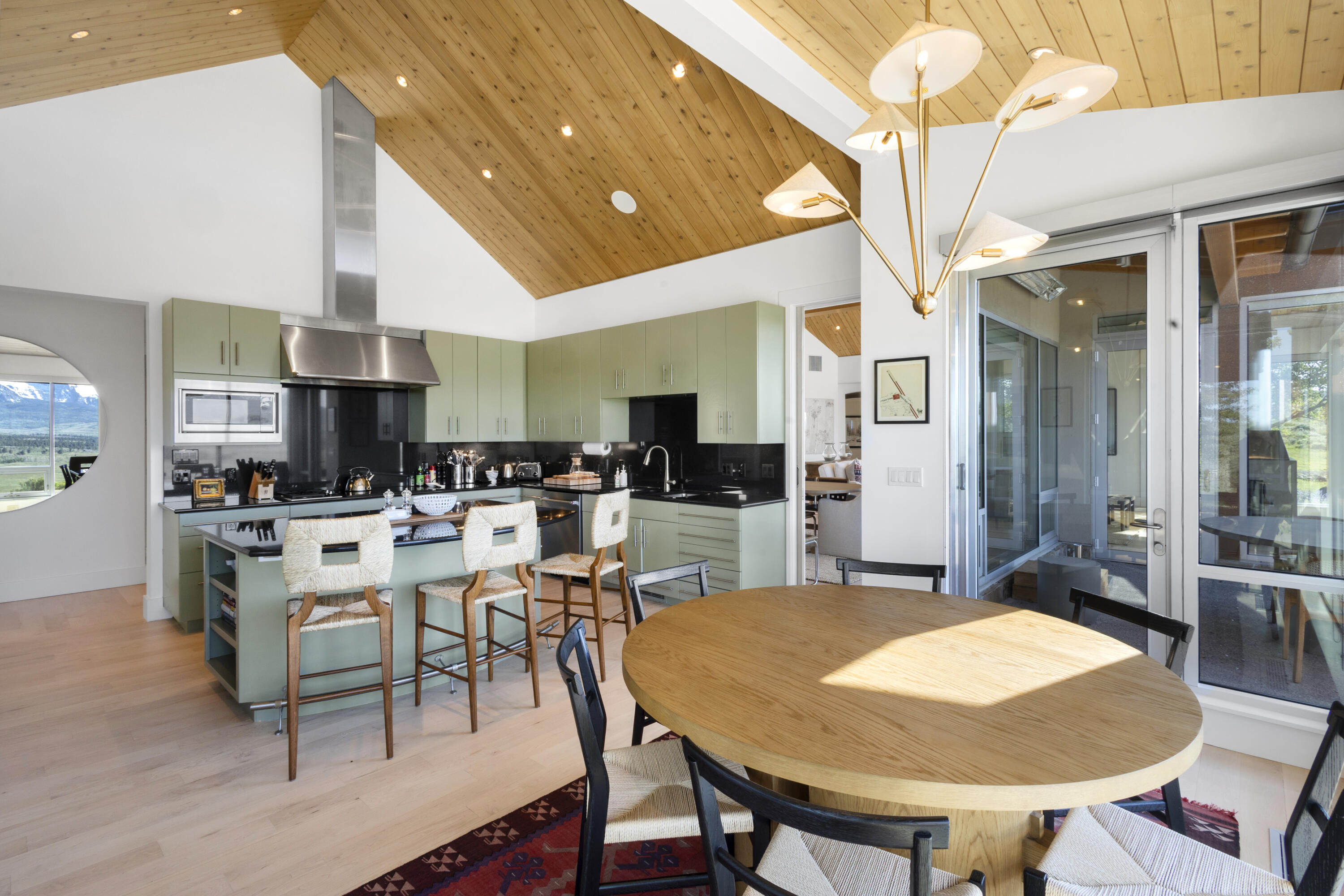 1804 Ranch Road Property Photo 9