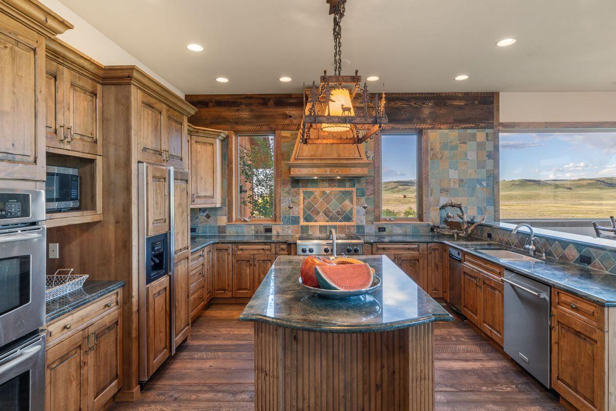 4234 Brown Ranch Road Property Photo 6