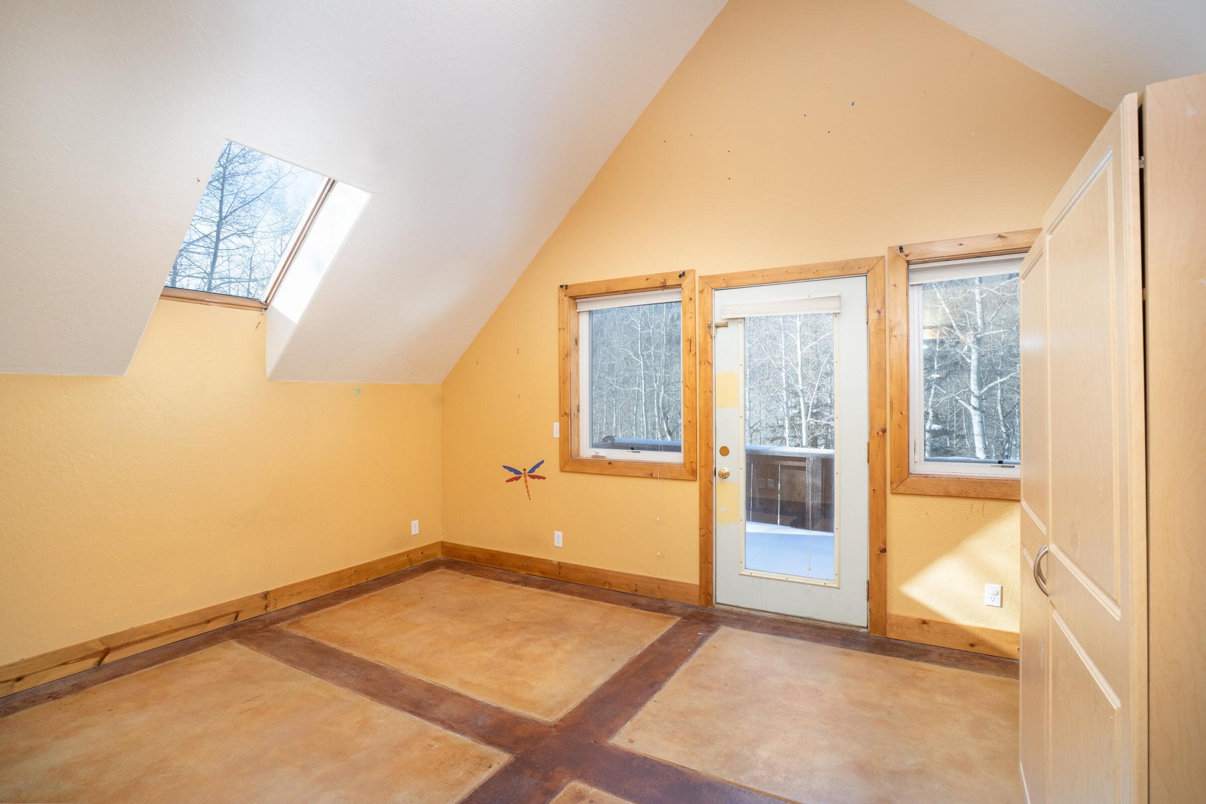 454 Silverglance Way Property Photo 20