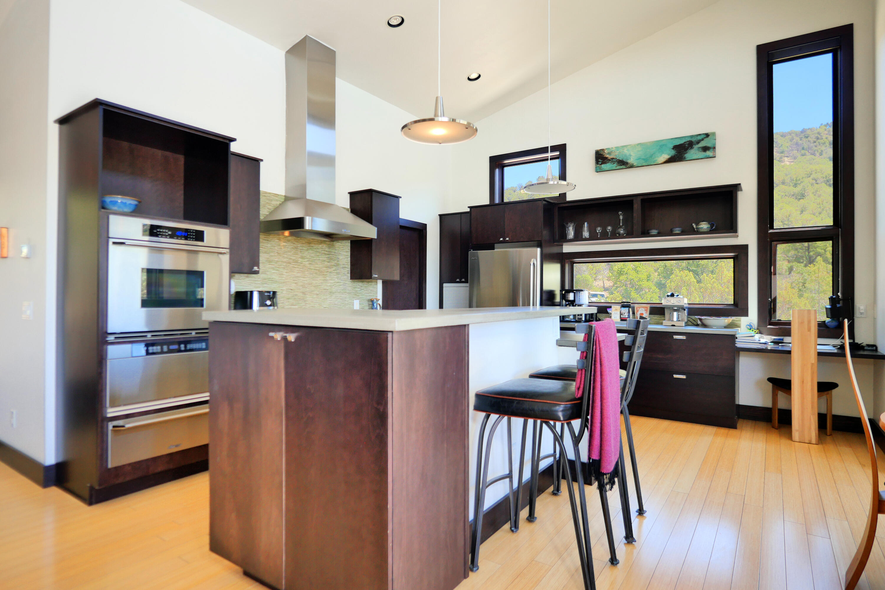 456 Ridge Road Property Photo 4