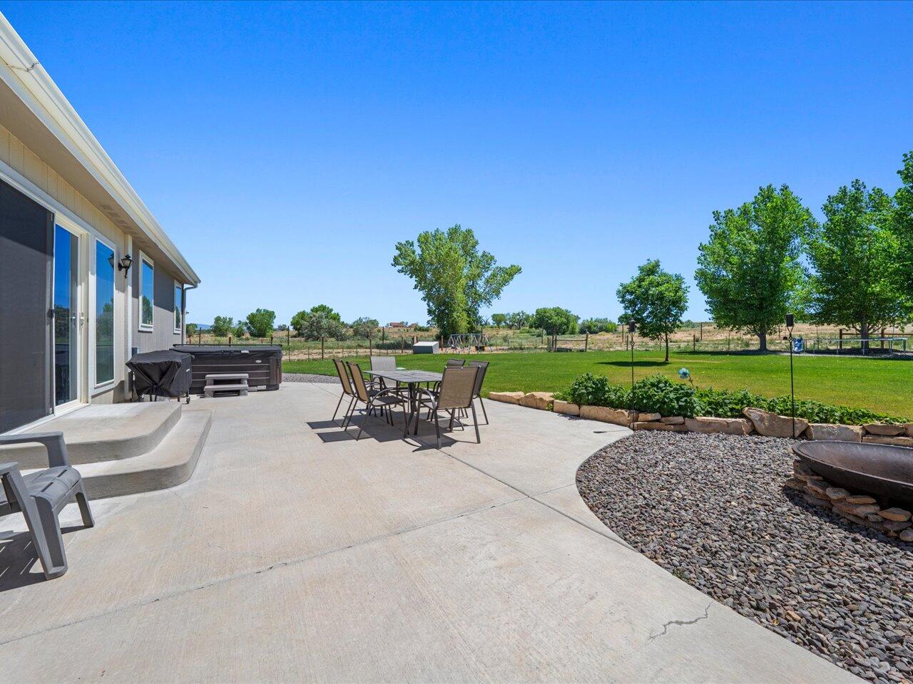 54000 Flight Trail Property Photo 29
