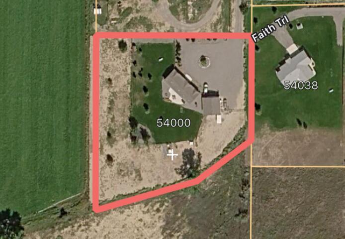 54000 Flight Trail Property Photo 32