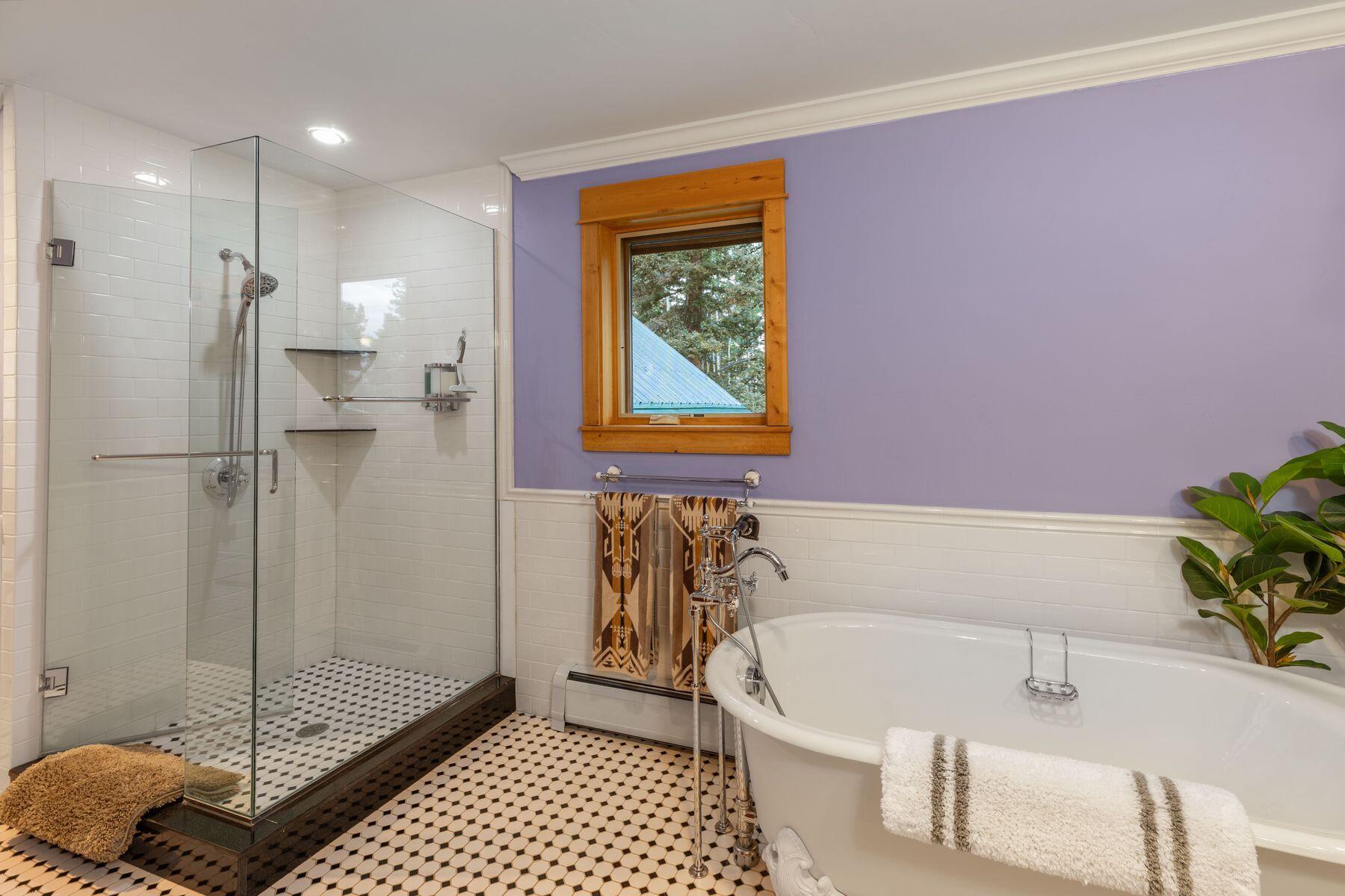 800 Fox Farm Road Property Photo 16