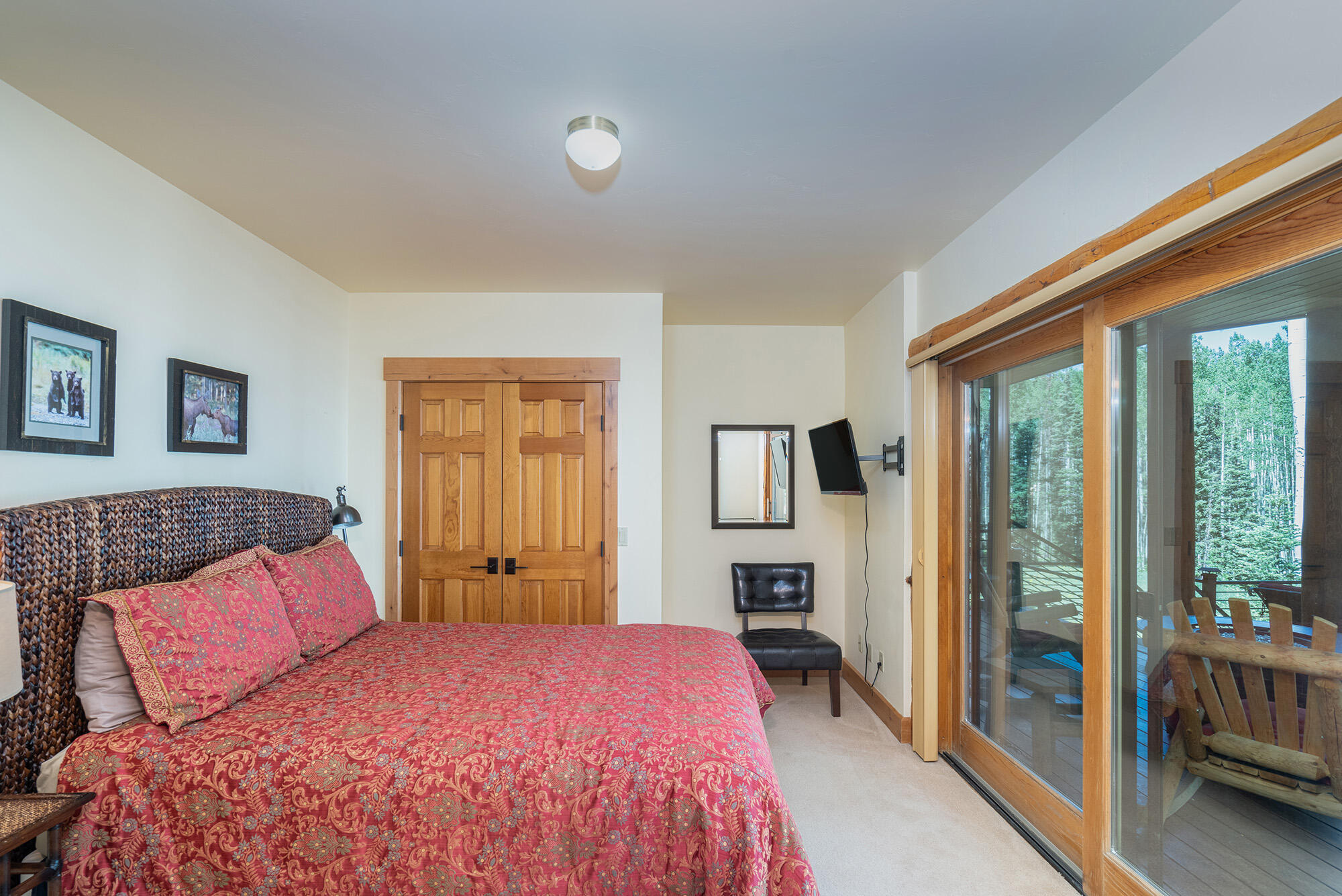 47 High Noon Property Photo 8