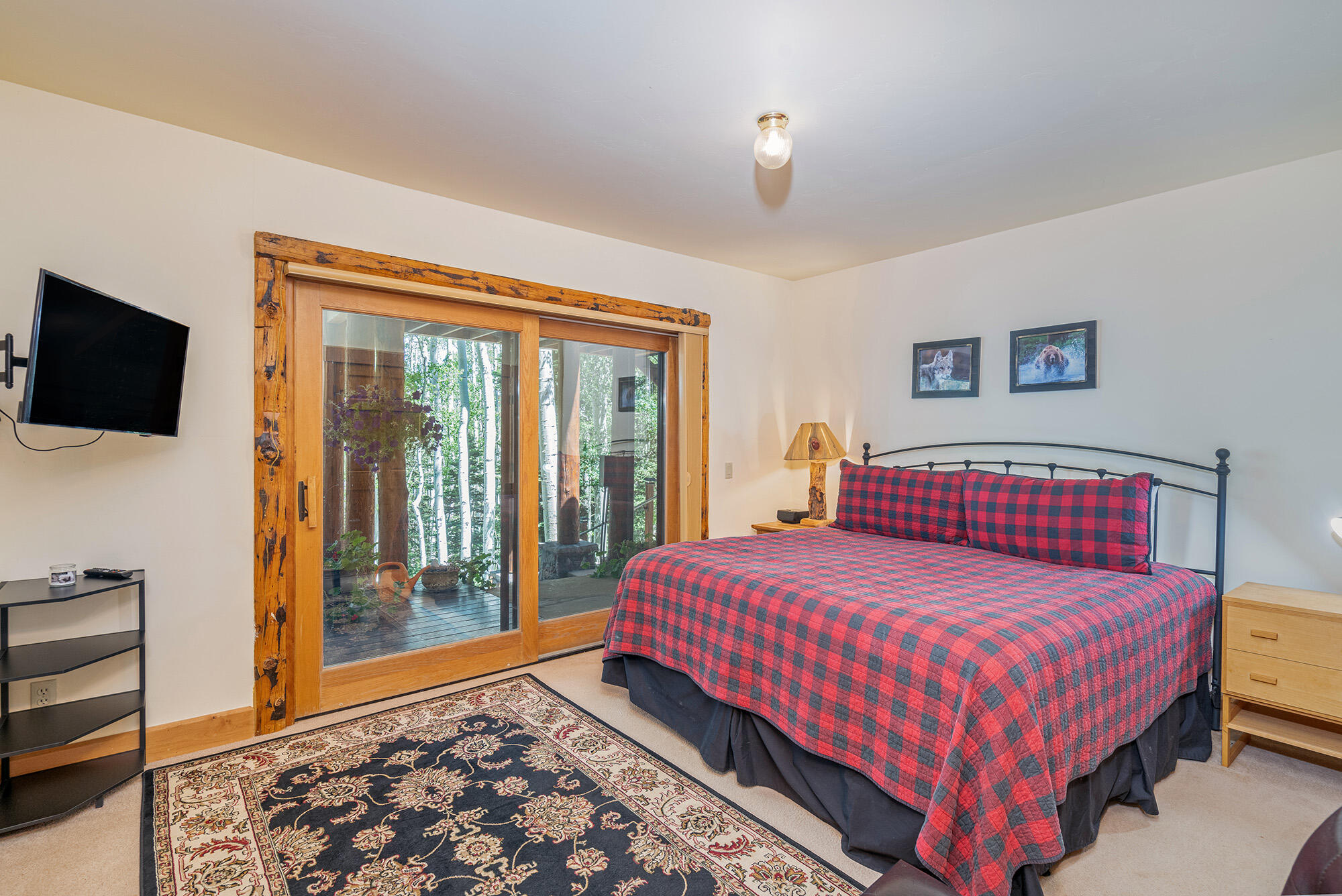 47 High Noon Property Photo 9