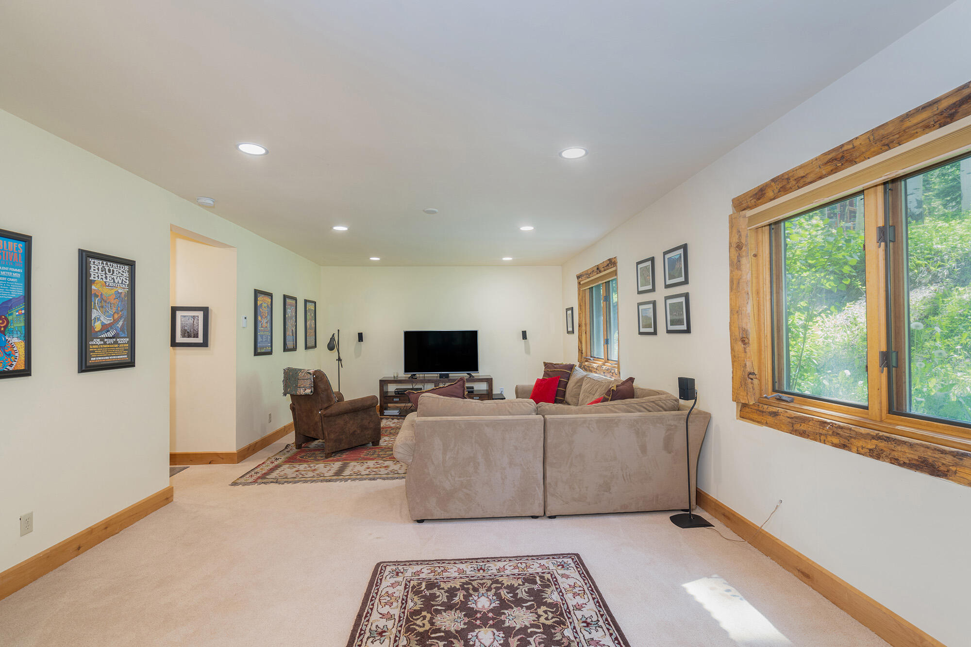 47 High Noon Property Photo 15