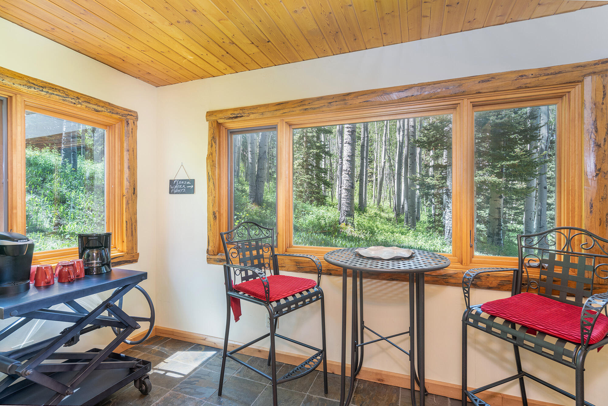 47 High Noon Property Photo 16