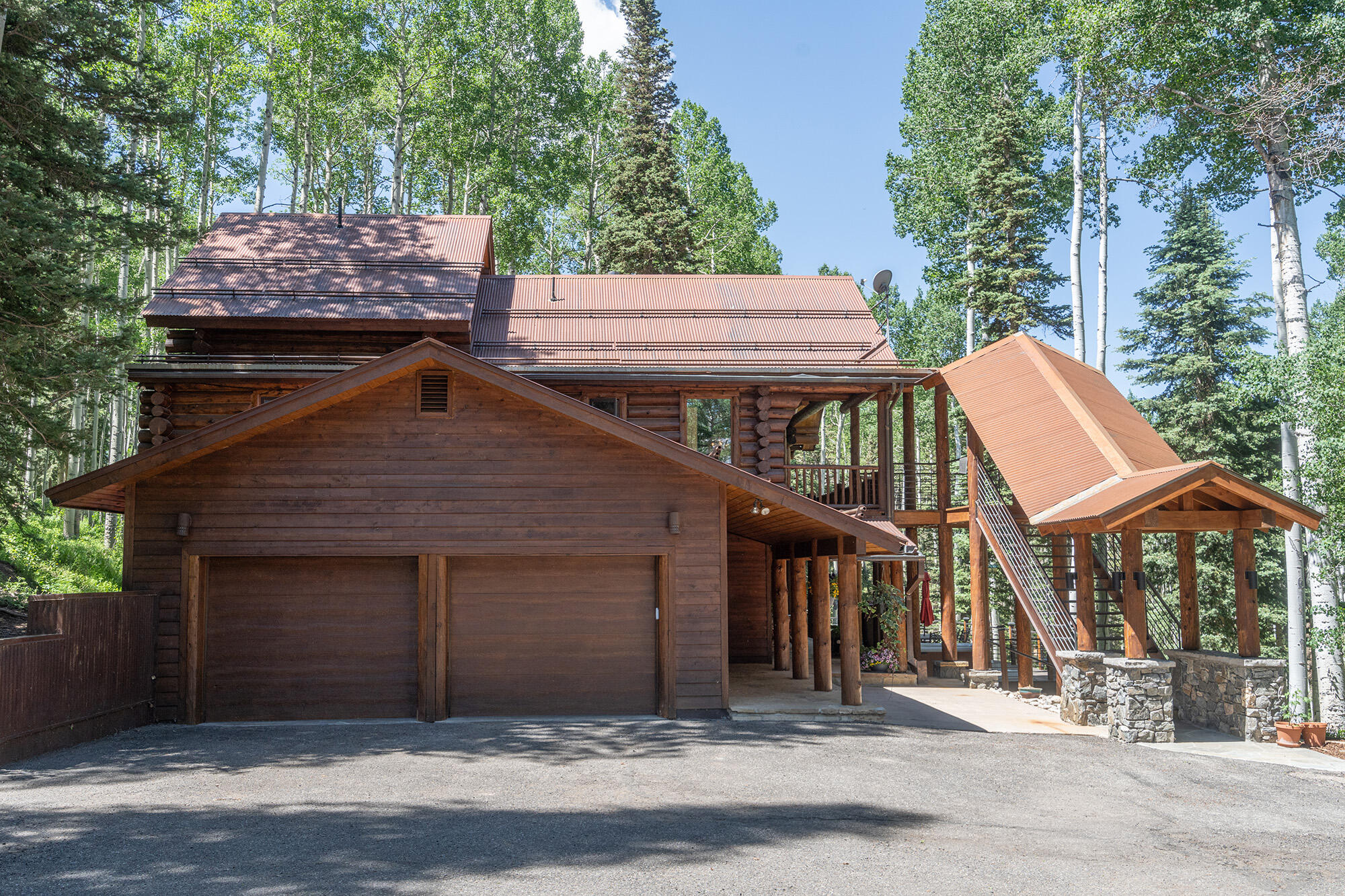47 High Noon Property Photo 31