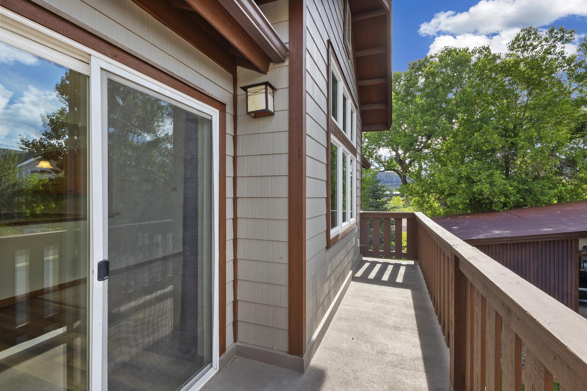 550 Redcliff Circle Property Photo 17