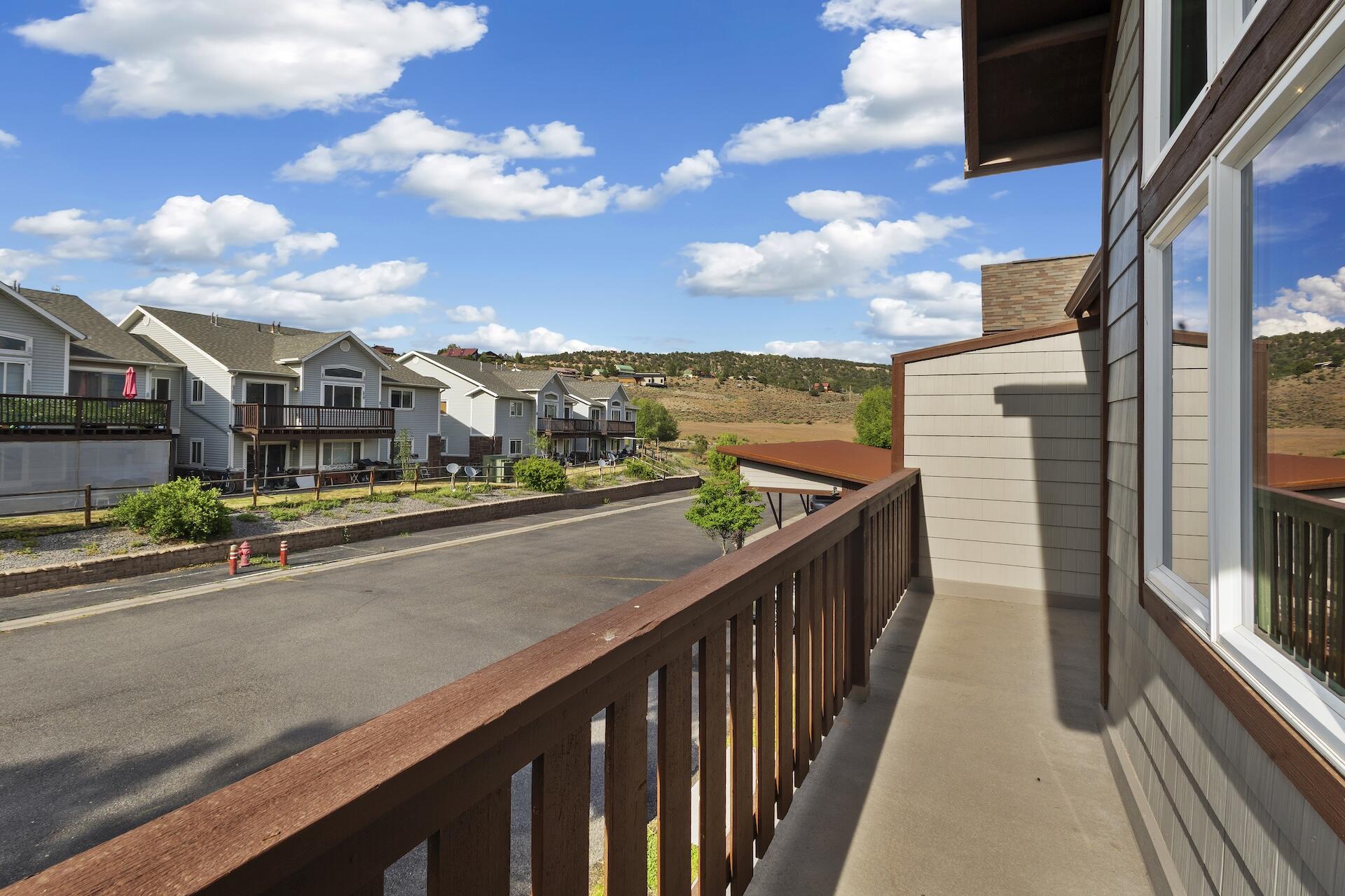 550 Redcliff Circle Property Photo 18