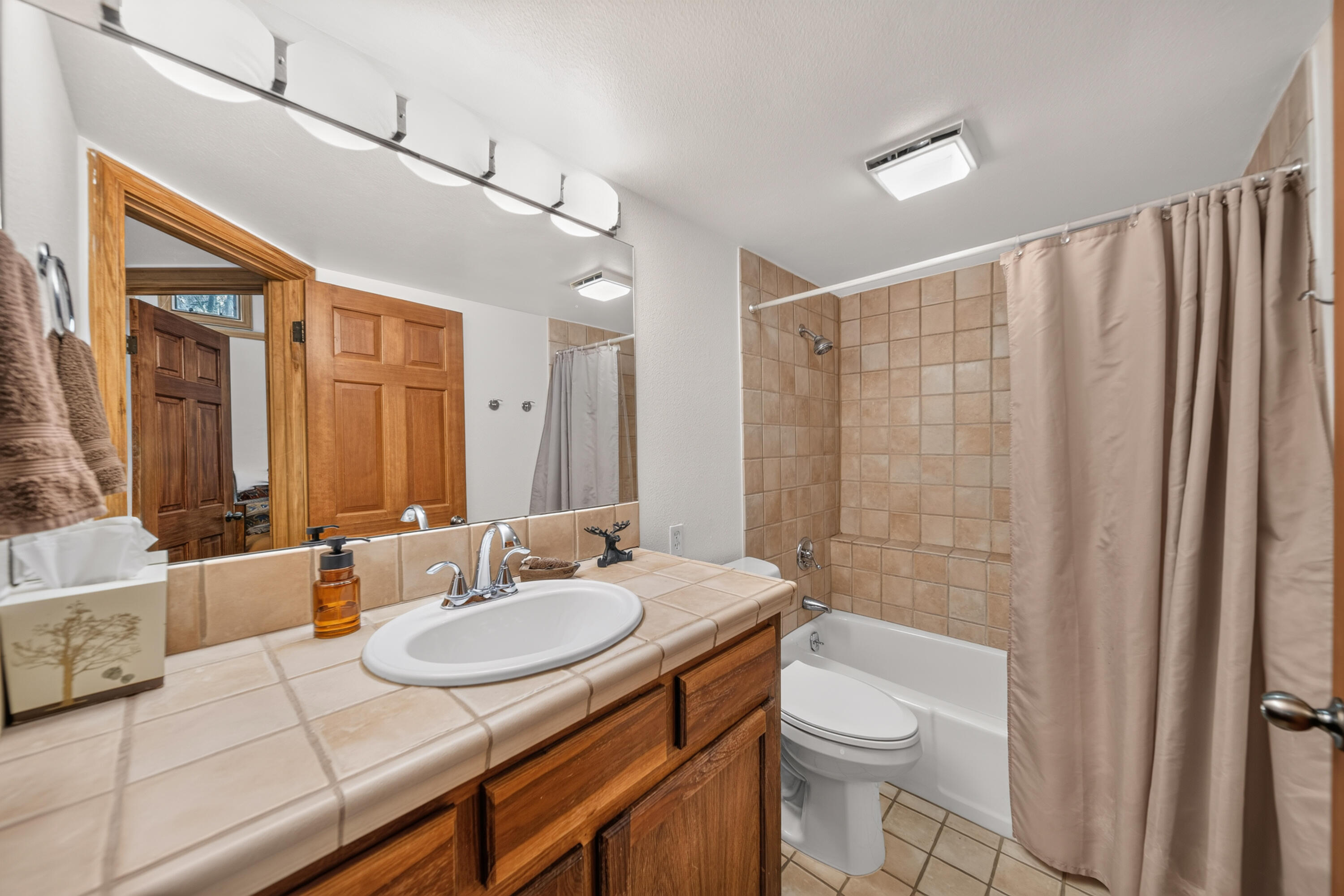 373 Quakey Lane Property Photo 27