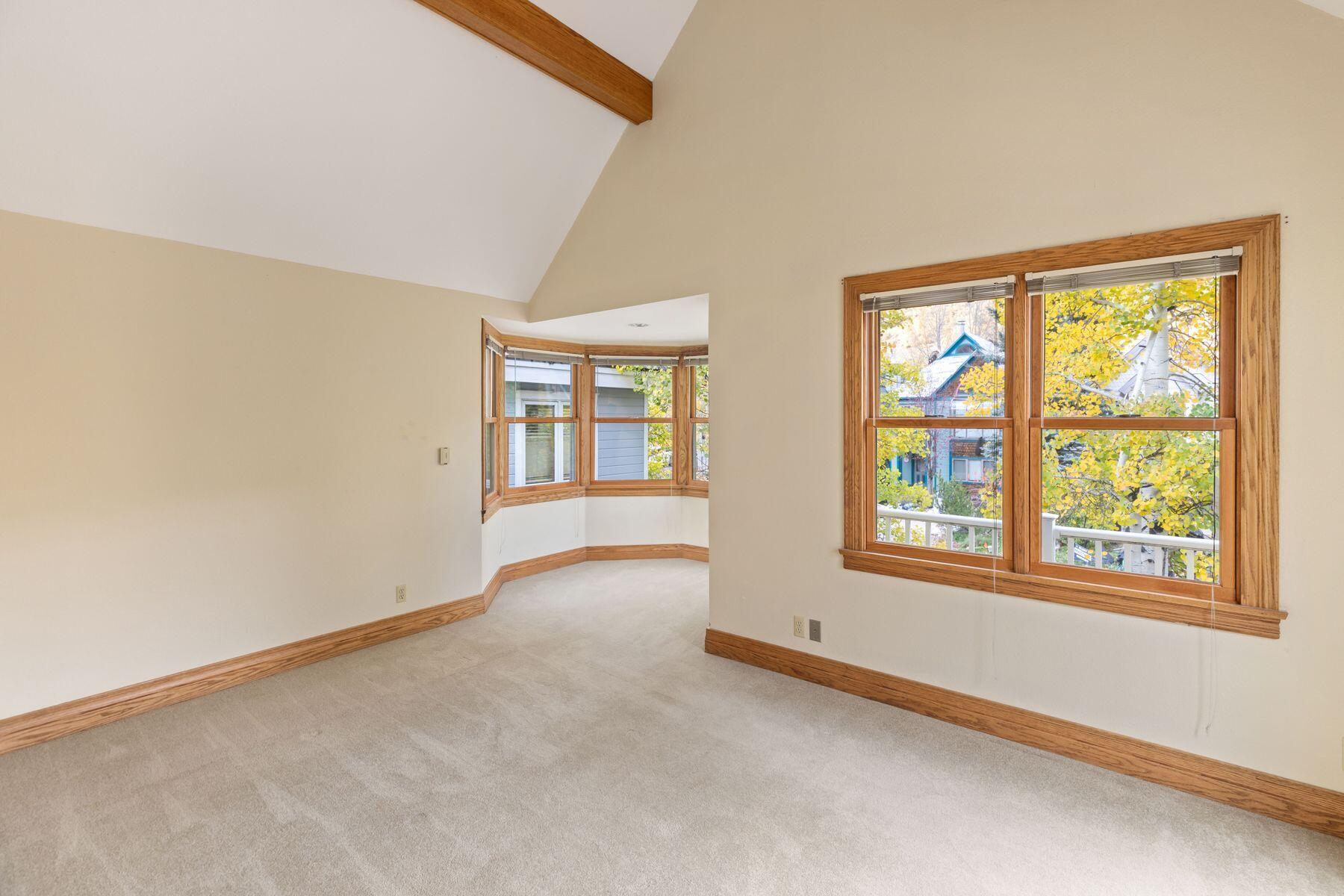 746 W Prospect Avenue Property Photo 20
