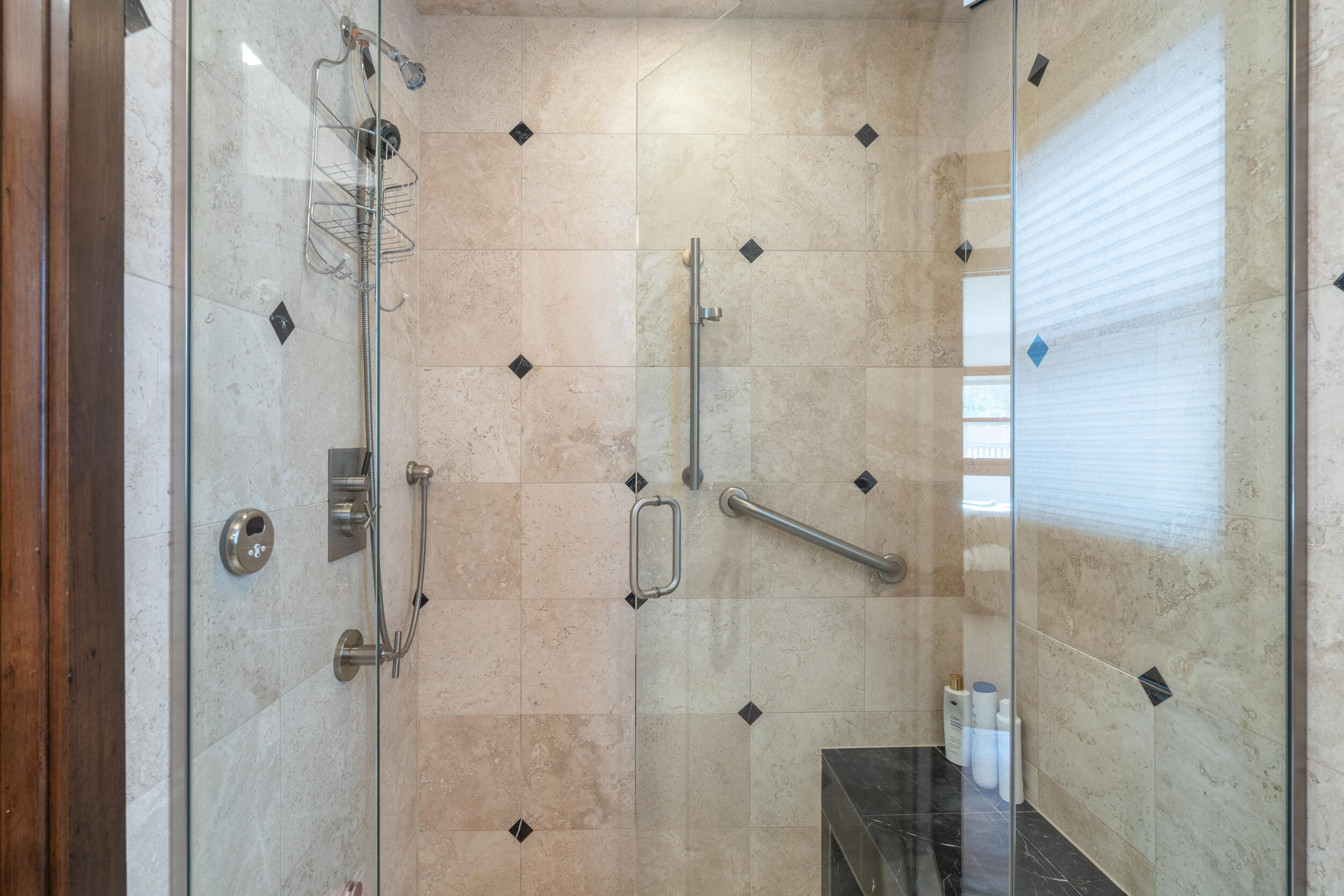 785 Smuggler Avenue Property Photo 12