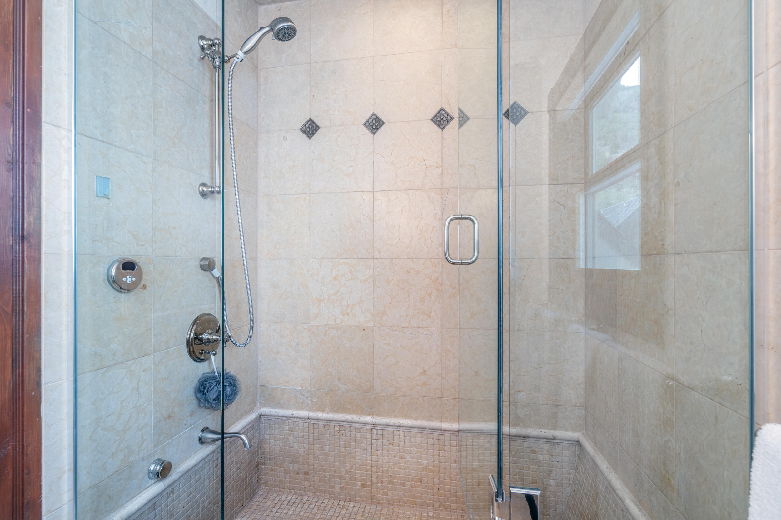 785 Smuggler Avenue Property Photo 21
