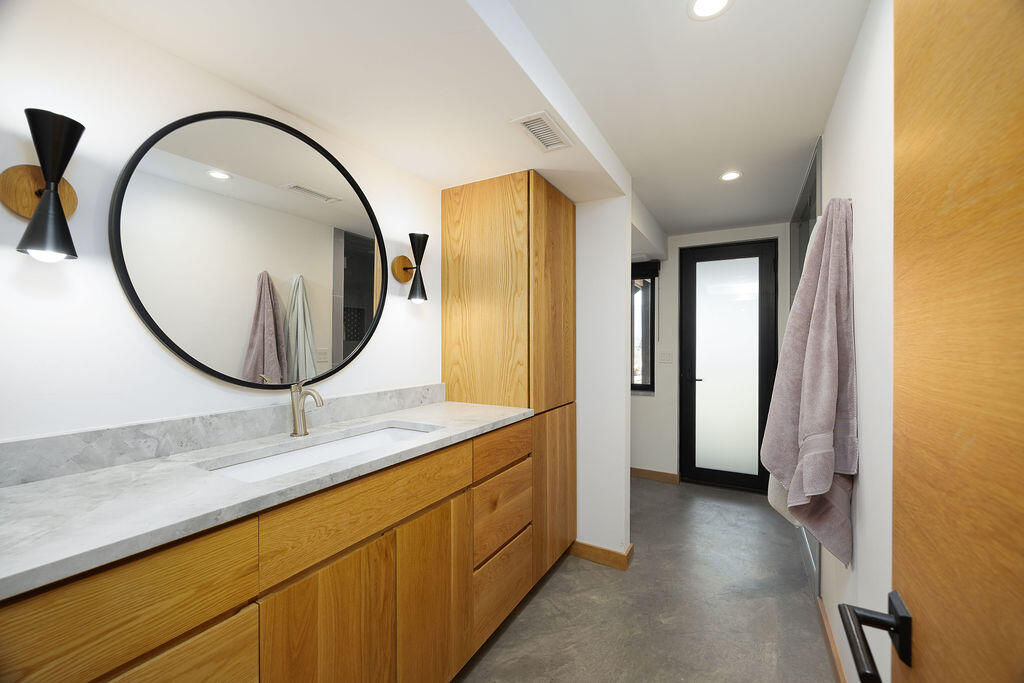 200 Pleasant Valley Drive Property Photo 33