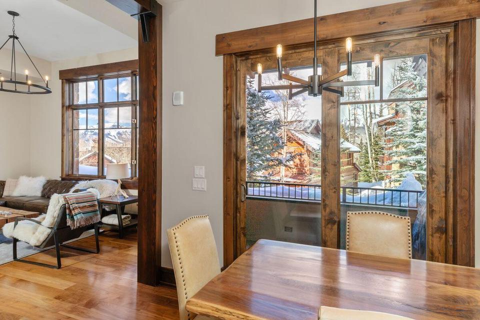 12 Elkstone Place Property Photo 8
