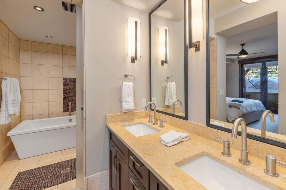 12 Elkstone Place Property Photo 12