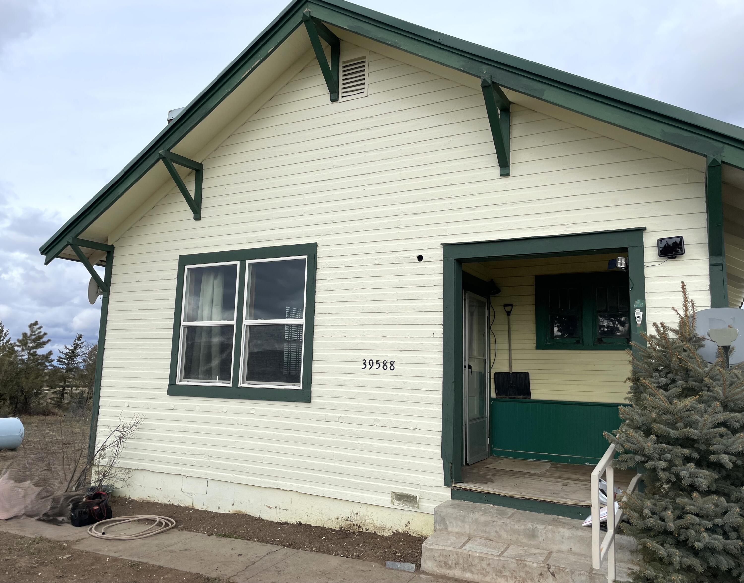 39588 Highway 145 Property Photo 25