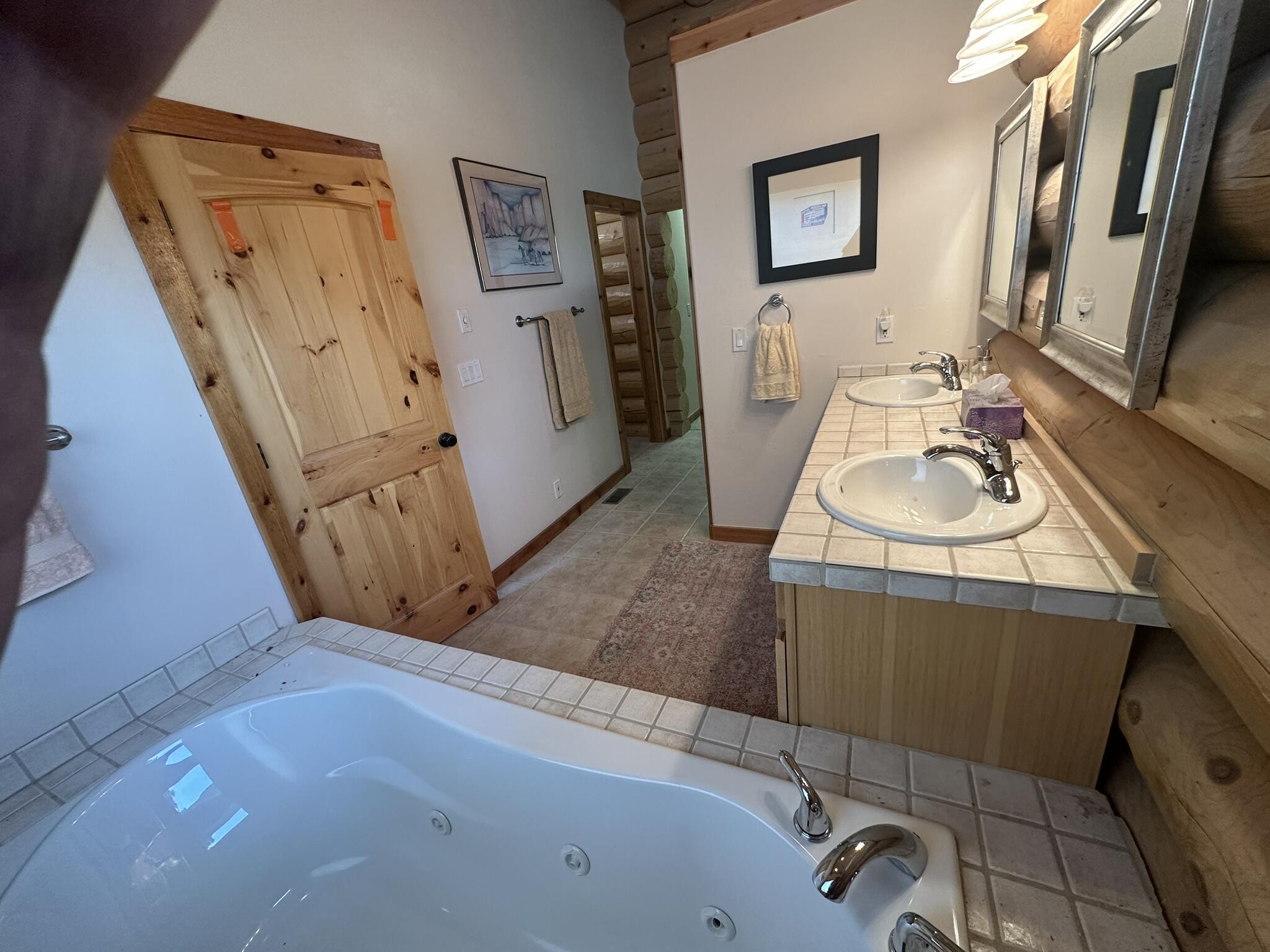 135 Canyon Rim Loop Property Photo 19