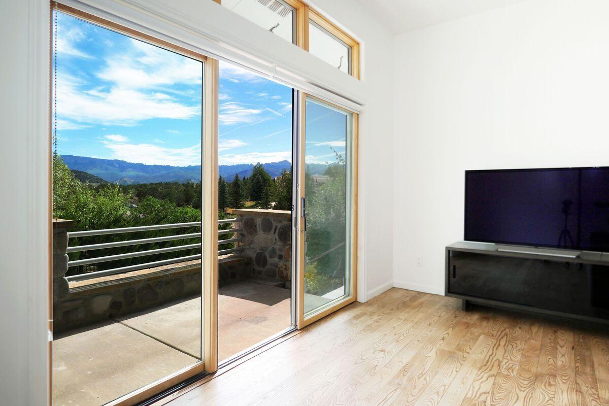 1040 Golden Eagle Trail Property Photo 32