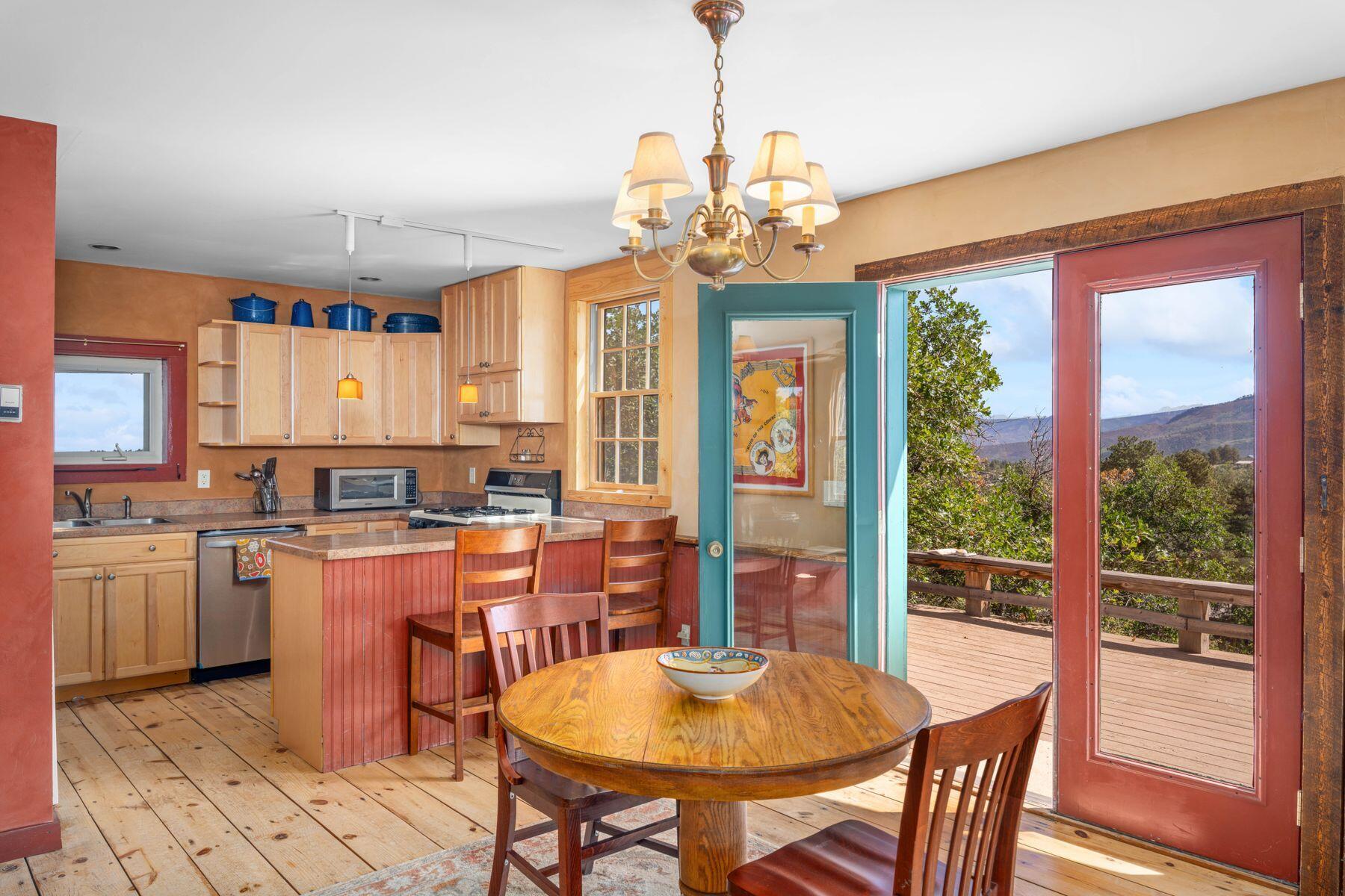 1100 Aspen Drive Property Photo 10