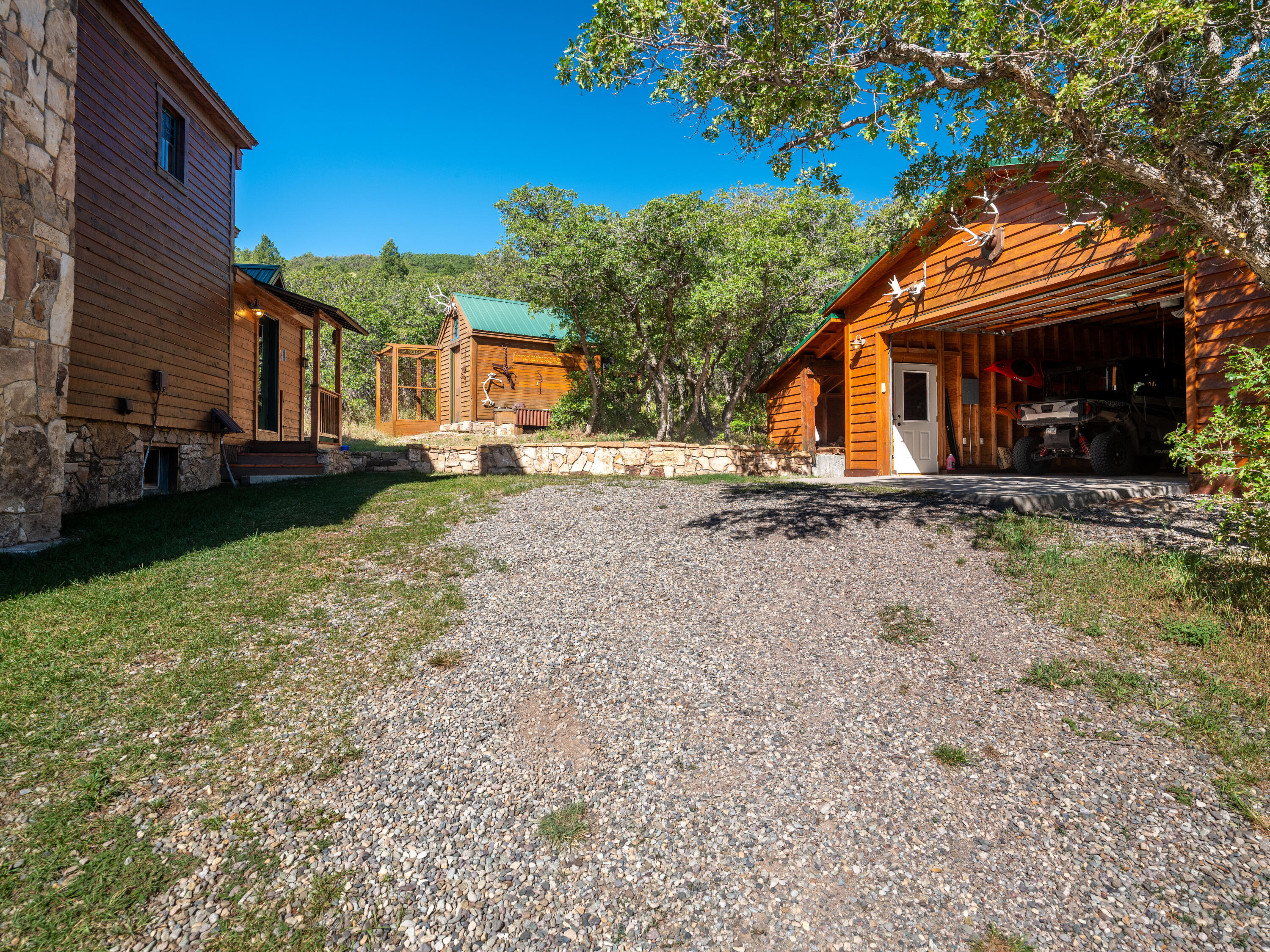 1075 High Plains Drive Property Photo 43