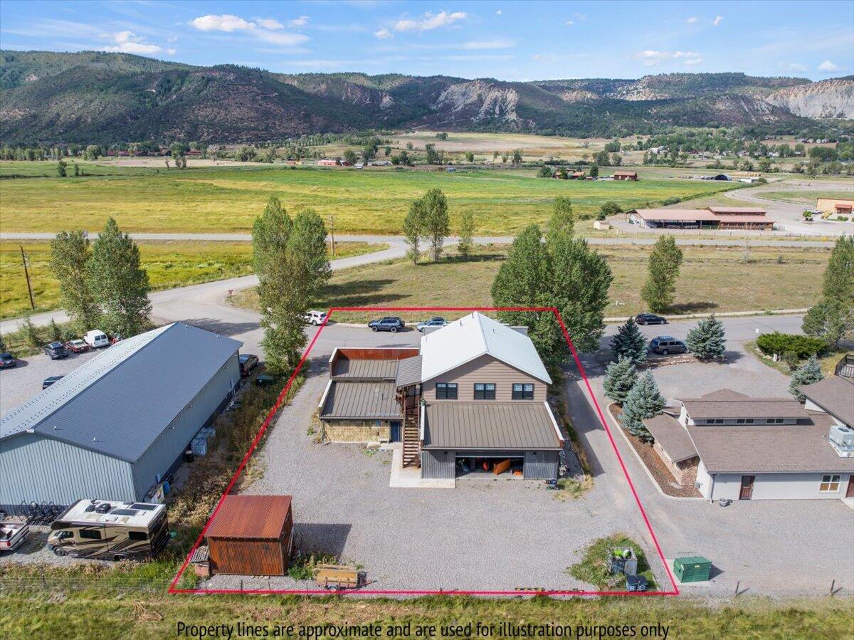 590 Palomino Trail, 592&594 Property Photo 2