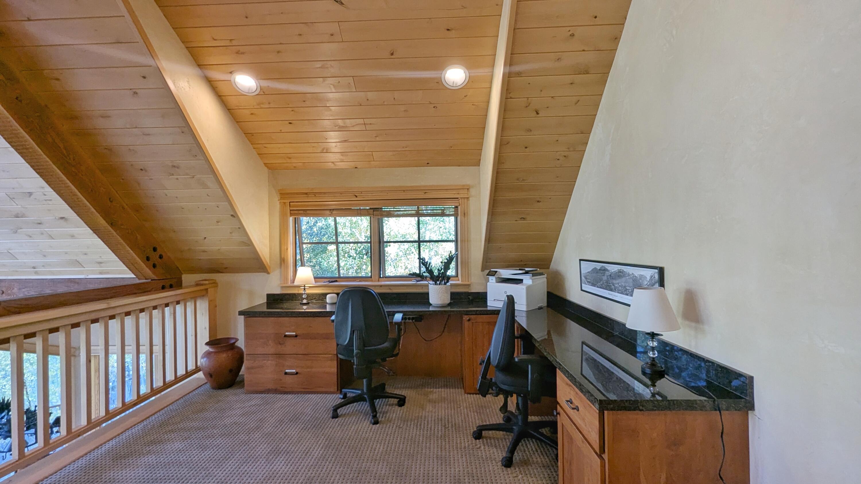 305 Fairway Drive Property Photo 17