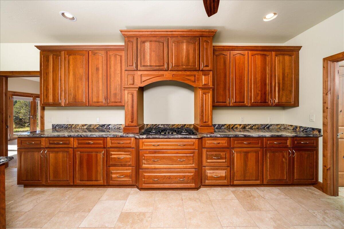 40 Juniper Lane Property Photo 16