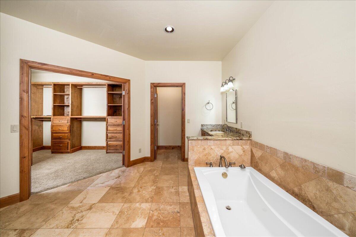 40 Juniper Lane Property Photo 22