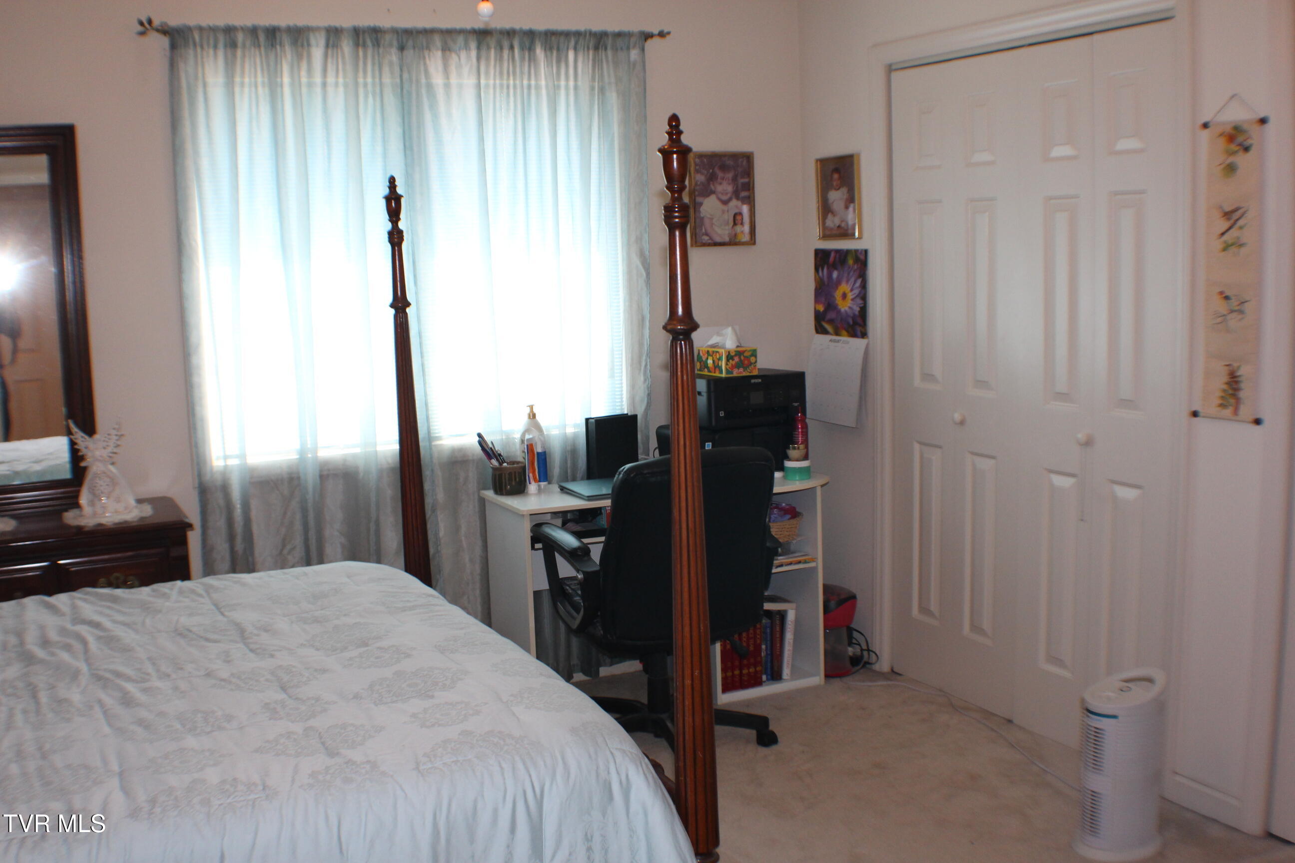 251 Willowbend Drive Property Photo 6