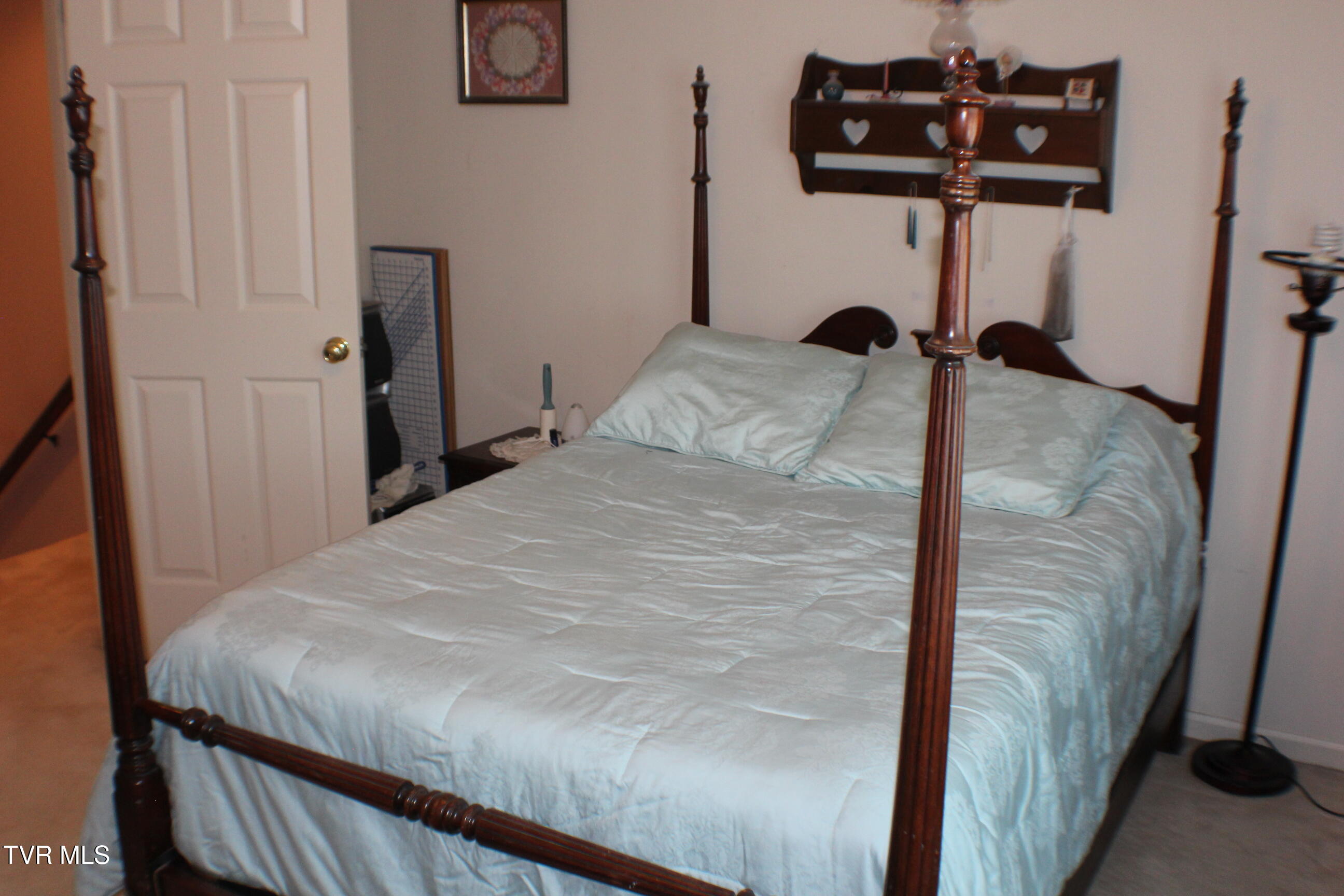 251 Willowbend Drive Property Photo 10