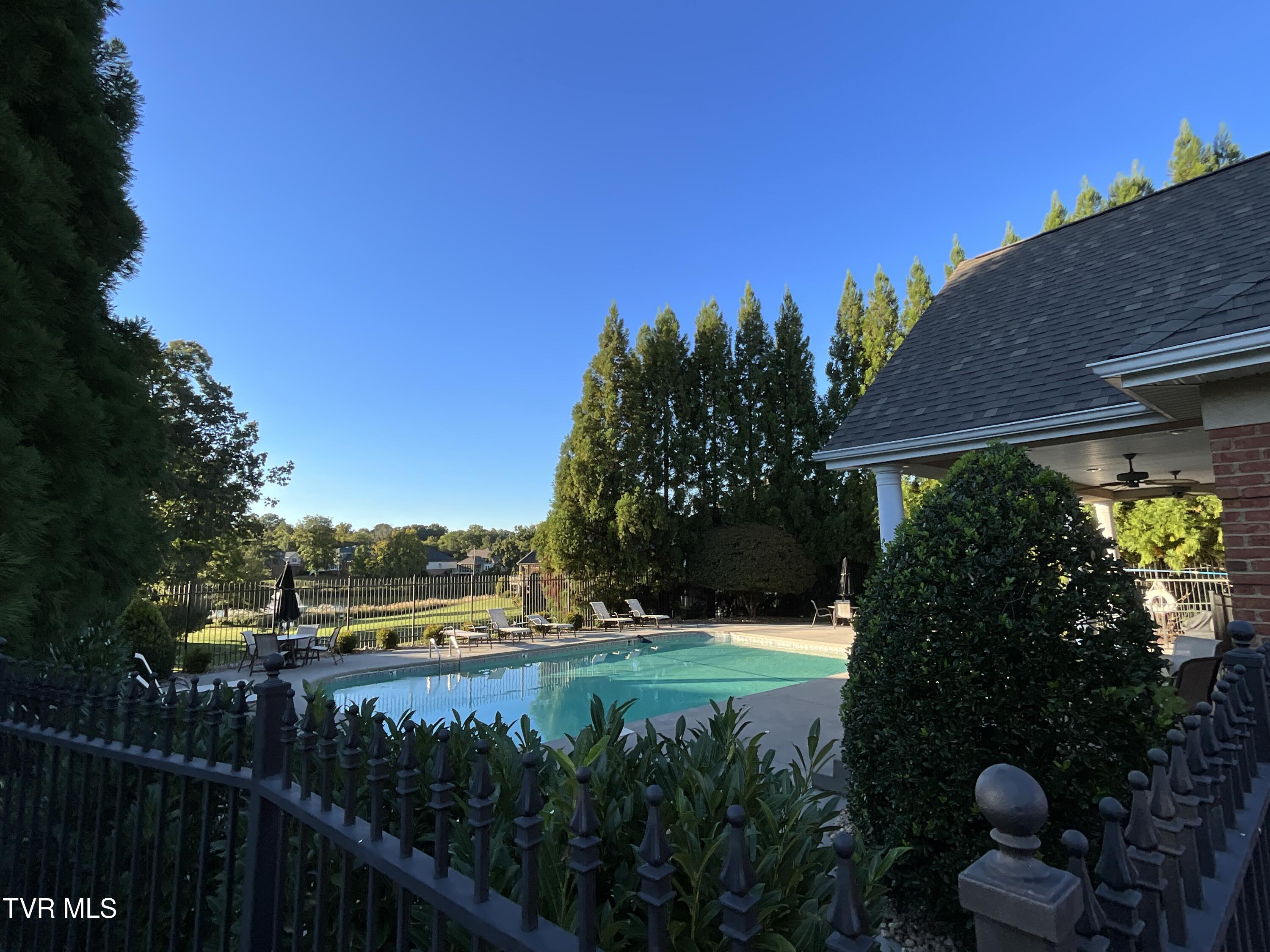 14 Hunters Ridge Road Property Photo 6