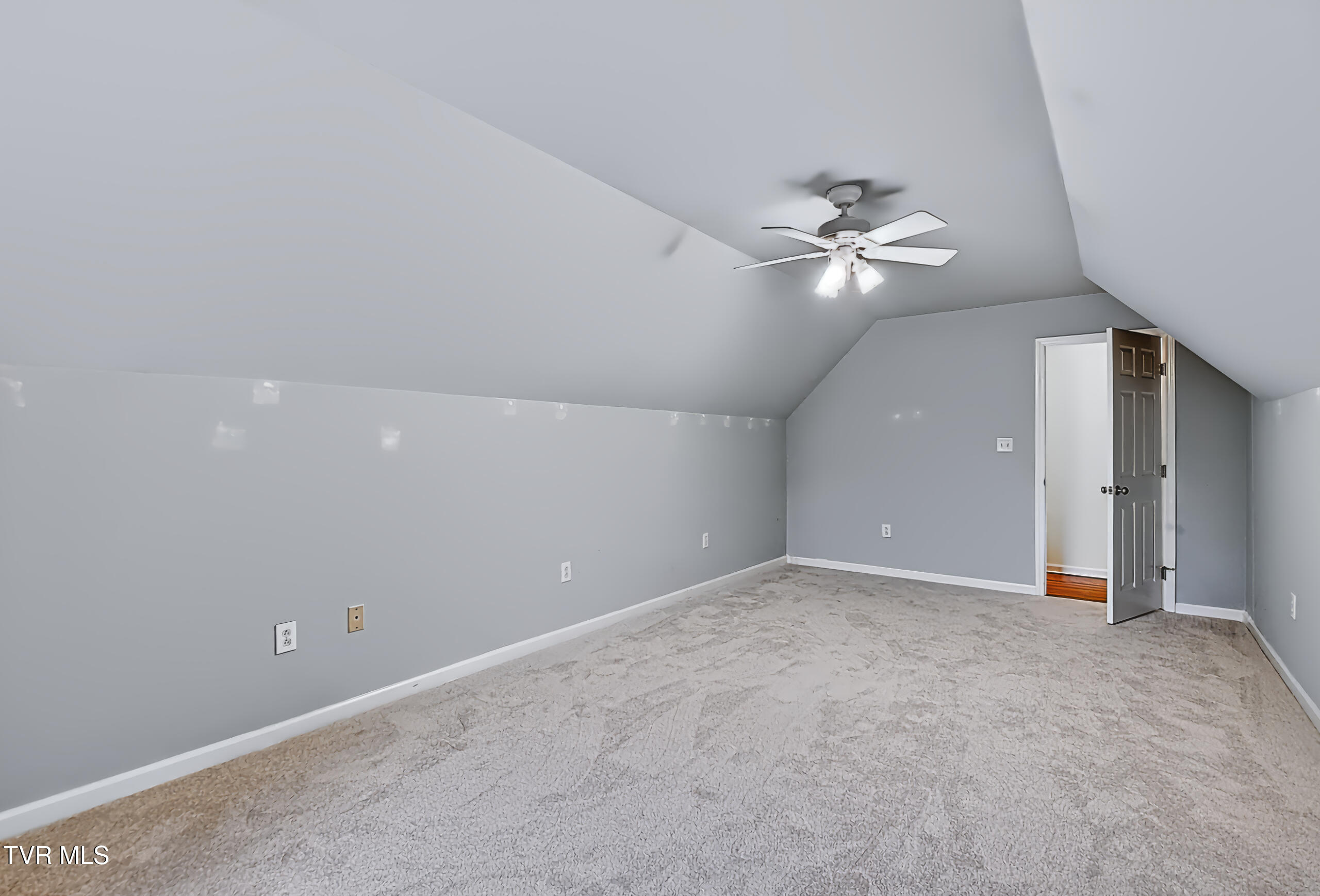 14 Hunters Ridge Road Property Photo 34
