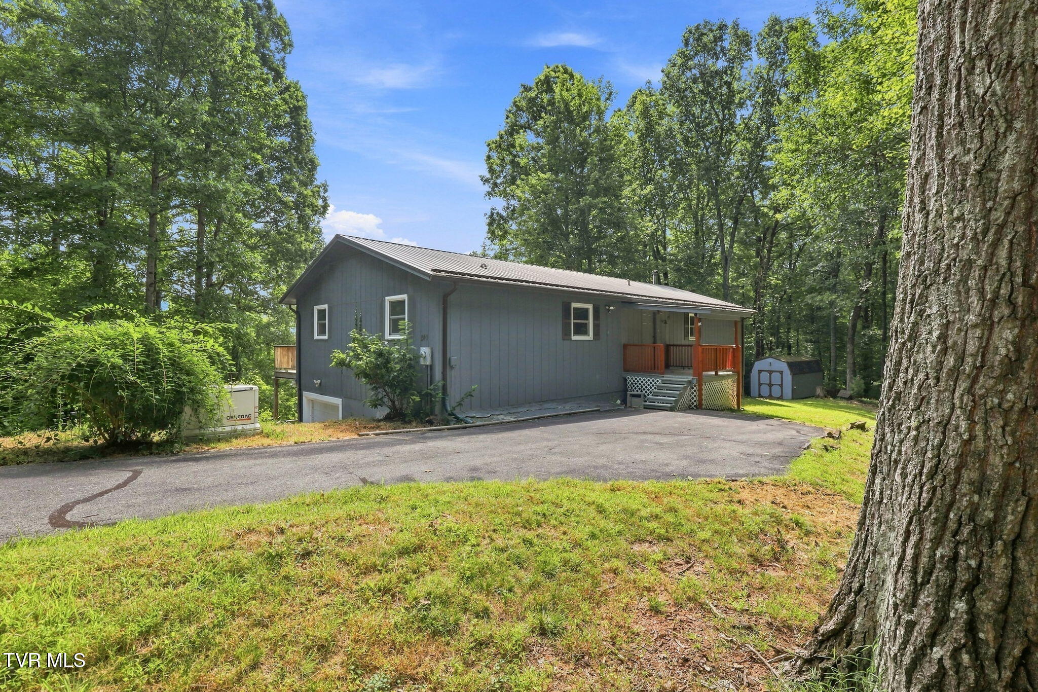 240 Misty Lane Property Photo 1