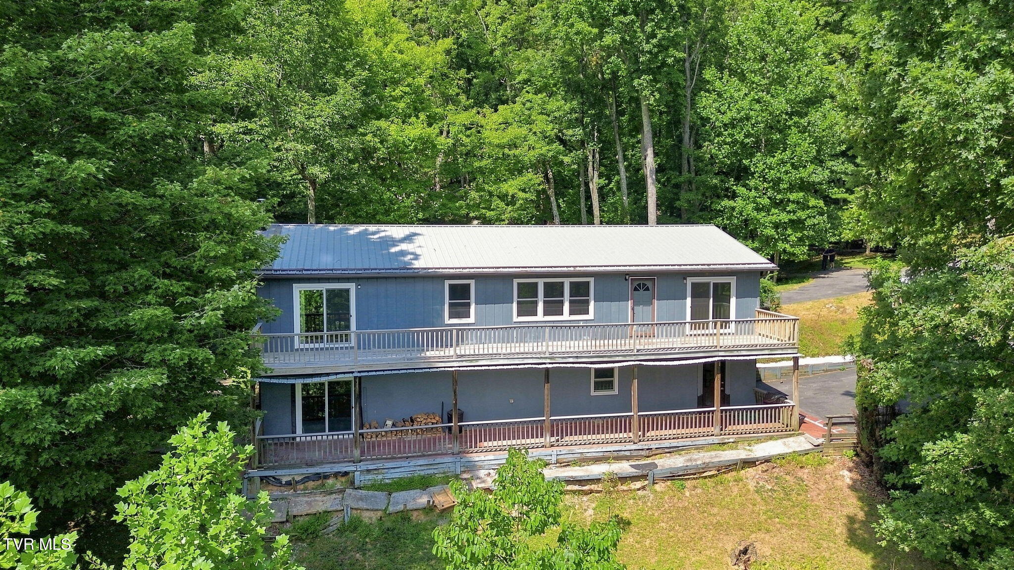 240 Misty Lane Property Photo 2