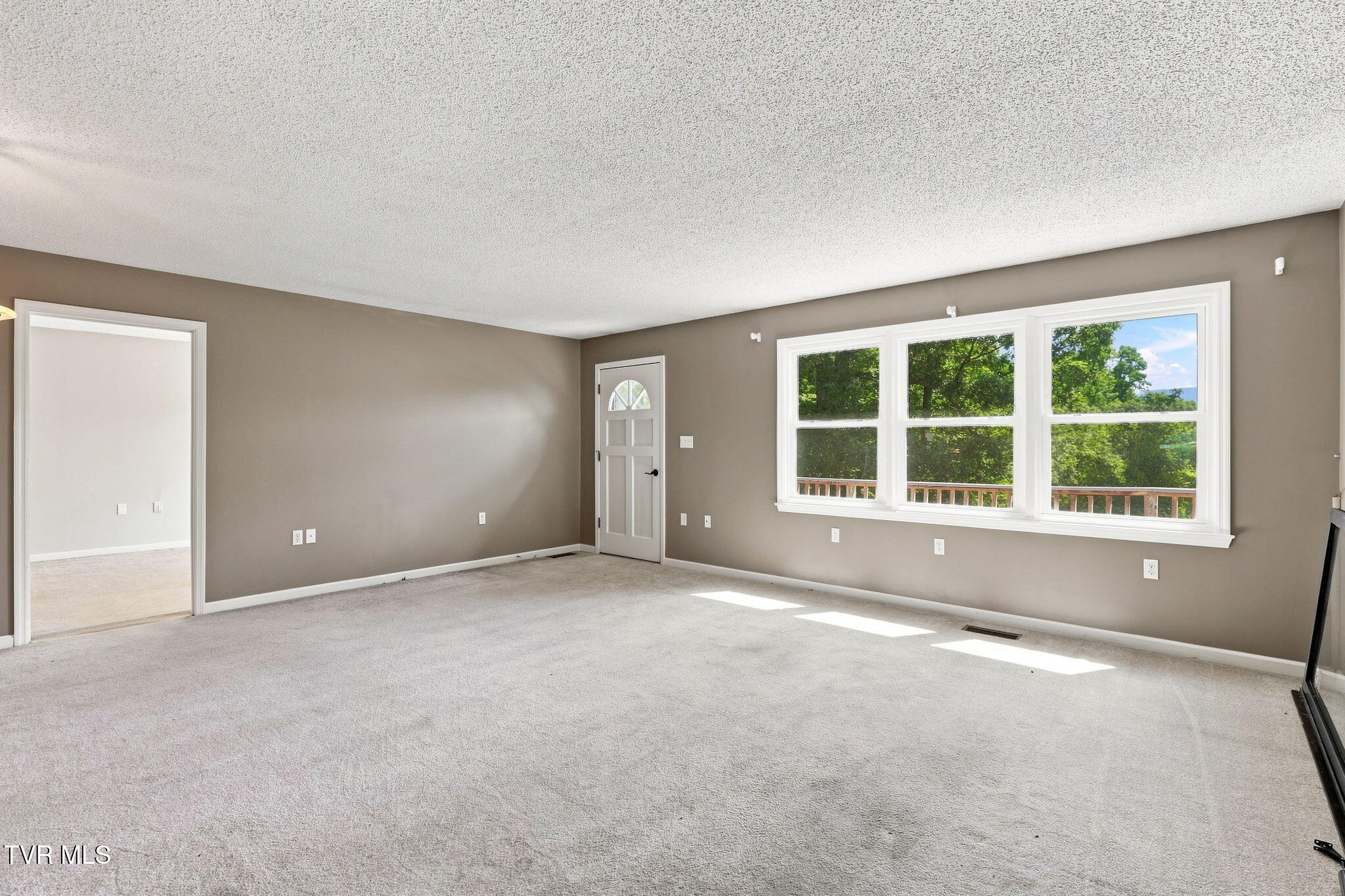 240 Misty Lane Property Photo 16